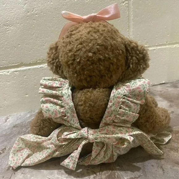 Stuffed Plush Bear 1995 Cottage Collectible Named "Meredith" in great  condition - Picture 10 of 16